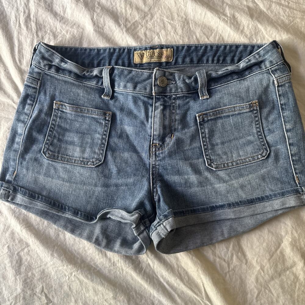 Sz 30 Vintage Y2K Guess Low Rise Jean Shorts Metal Logo Cuffed Festival Edgy
